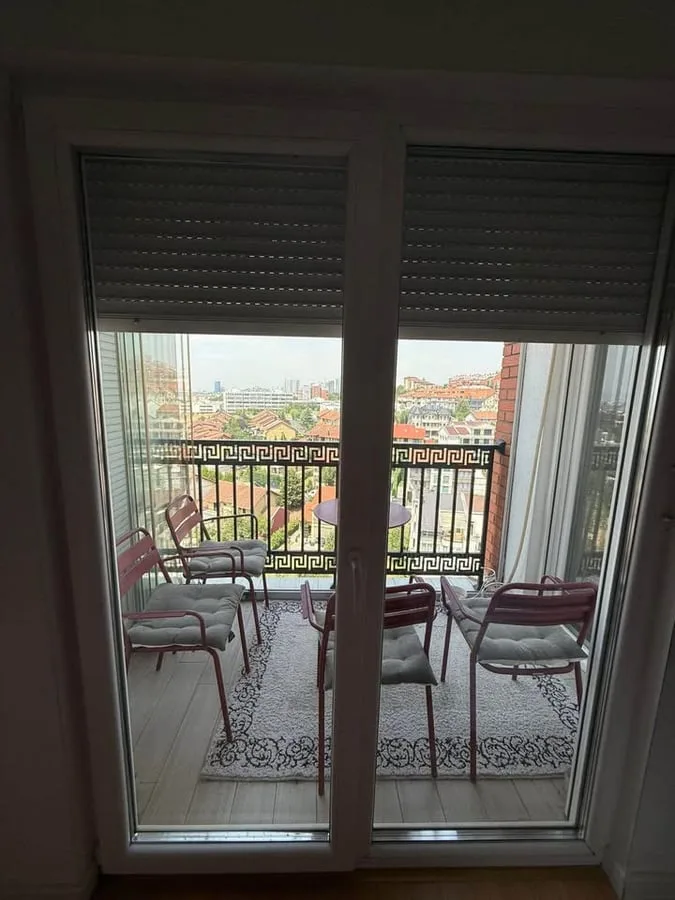 Banesë me qira 2+1 në Rrugën B
