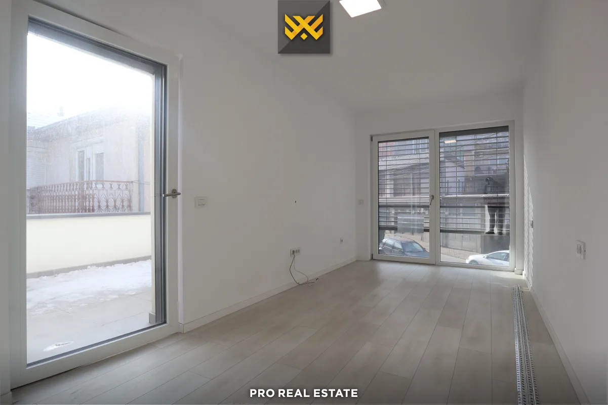 Objekt 340m² me #QIRA në Dragodan.