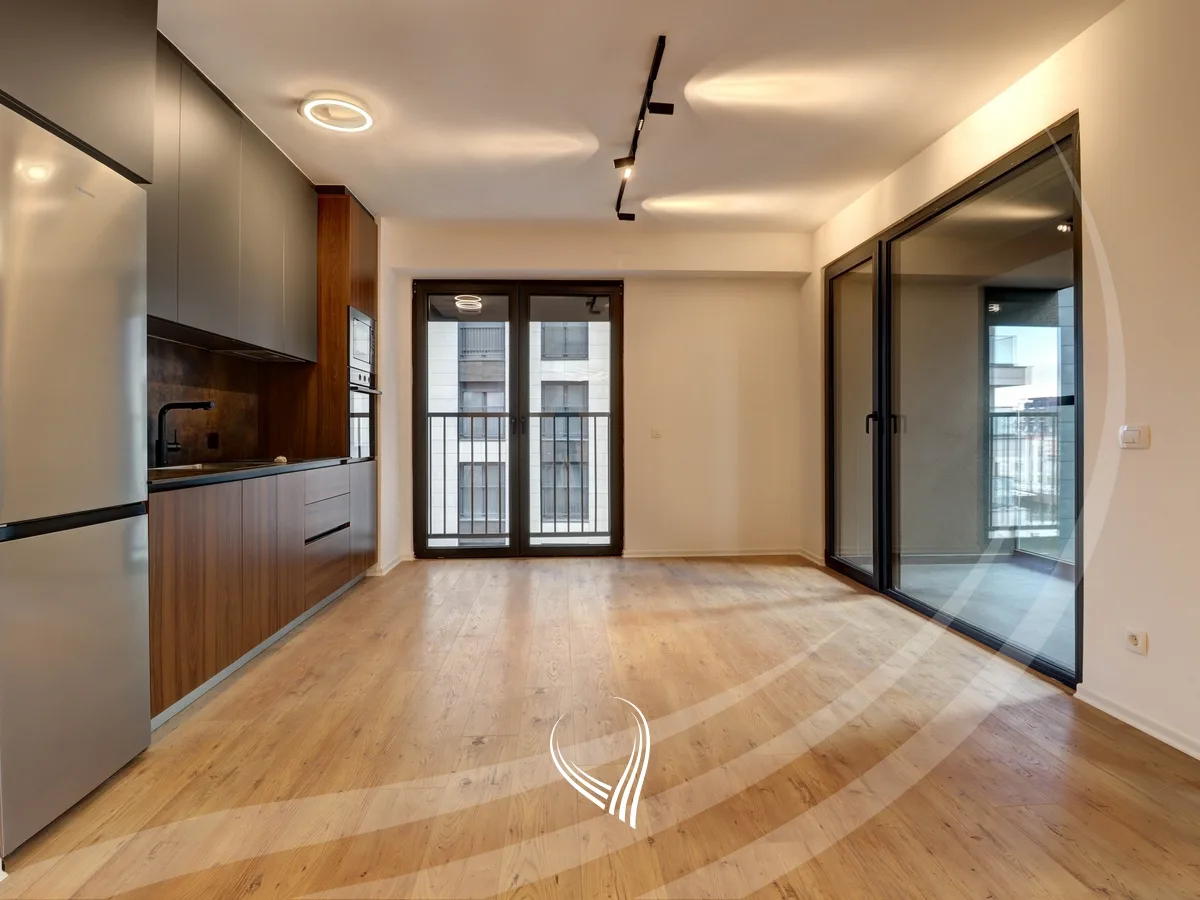 Zyre me 4 dhoma pune me qira në lagjen Lakrishtë – Prime Residence 2