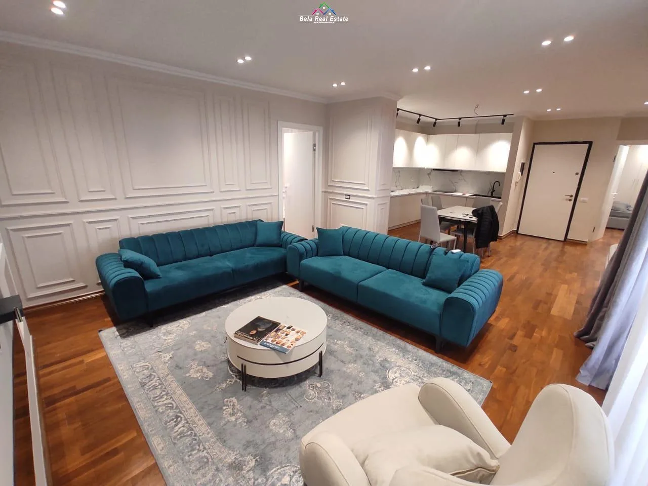Apartament 2+1 Me Qera Tek Rruga e Kavajes (ID B220728) Tirane.