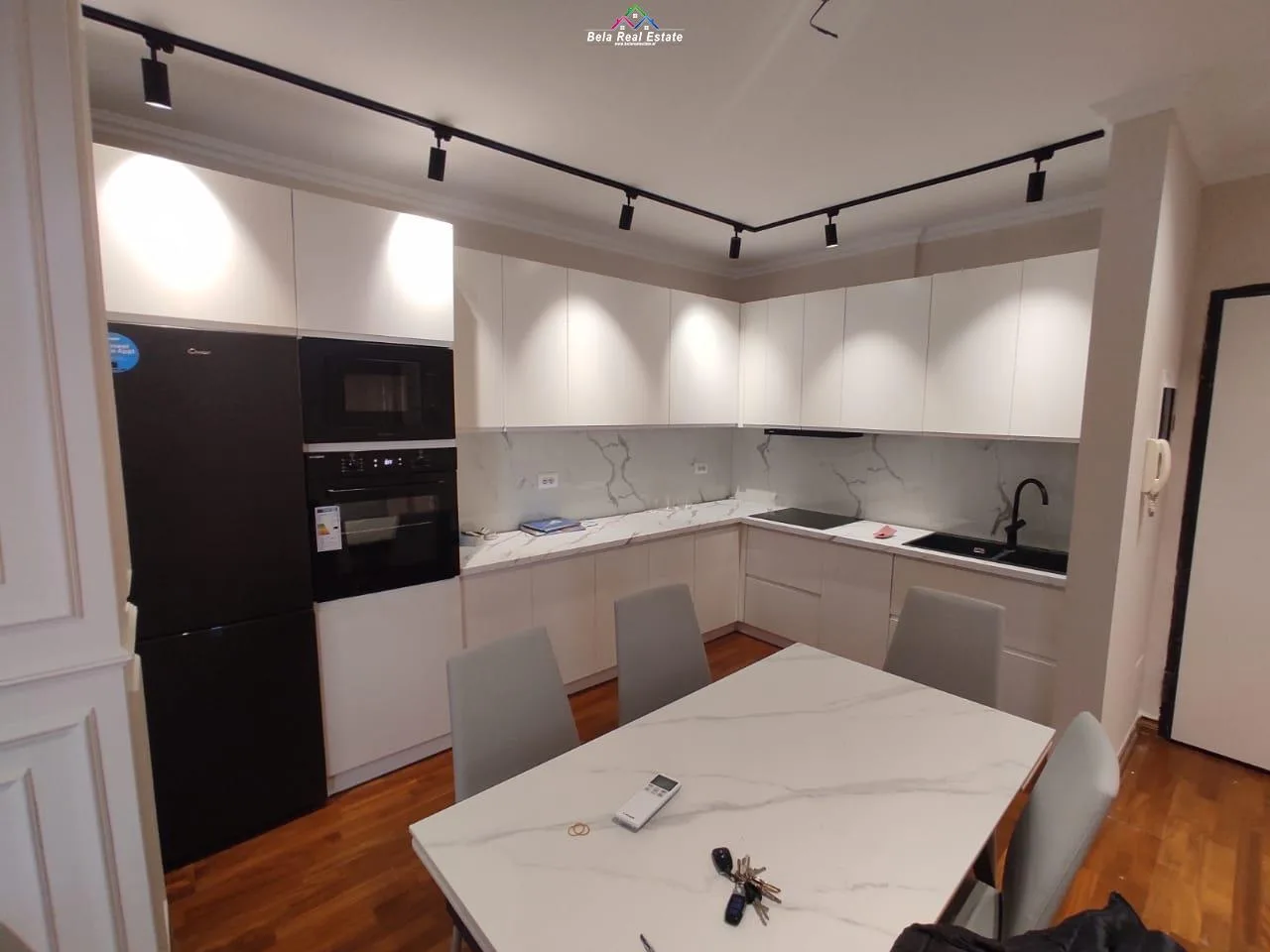 Apartament 2+1 Me Qera Tek Rruga e Kavajes (ID B220728) Tirane.