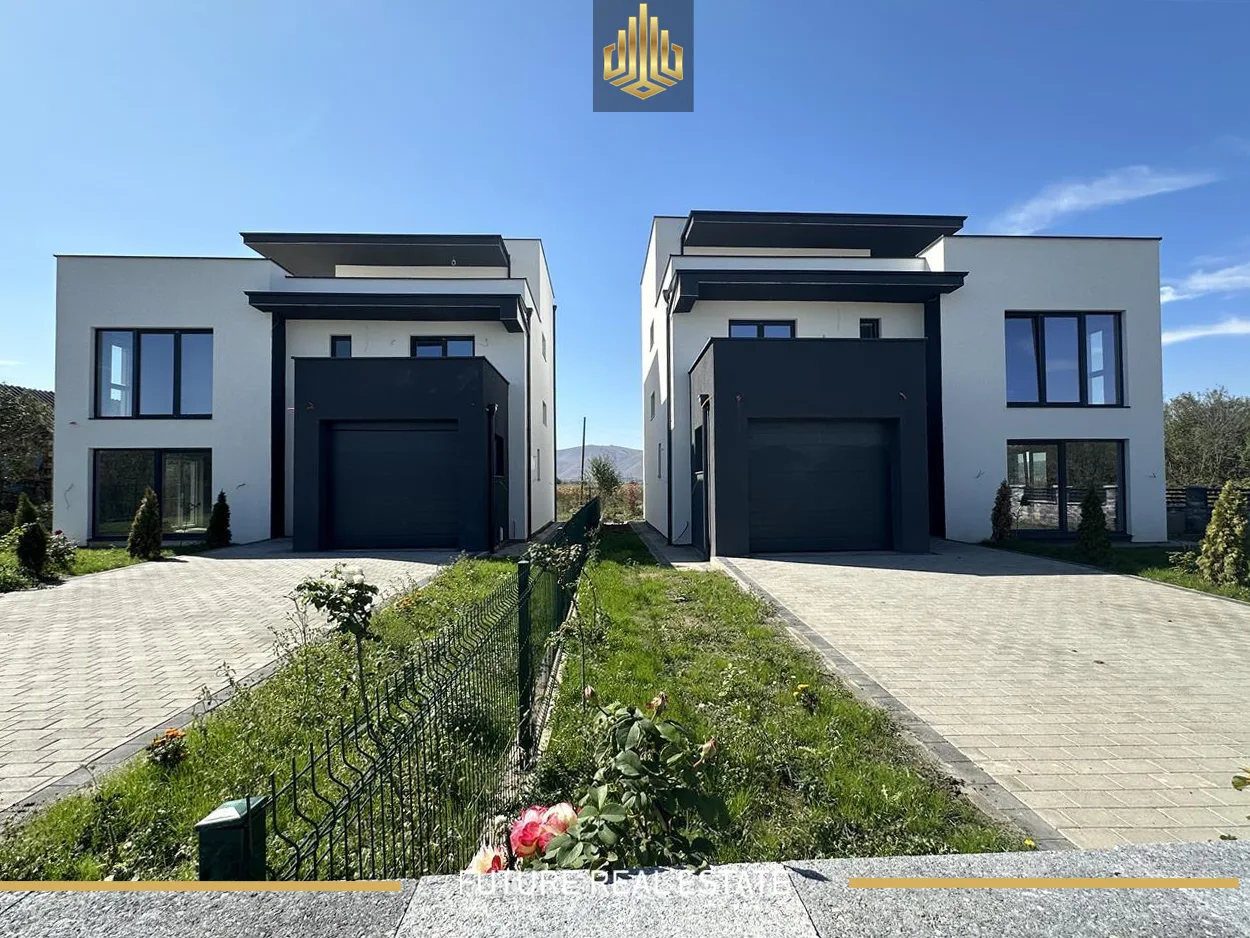 4 Shtëpi në SHITJE/389m2