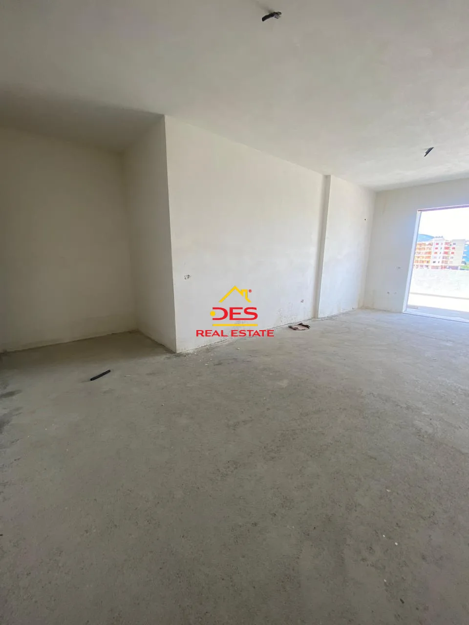 Okazion shiten apartamente 1+1 dhe 2+1 në orikum ❗❗
