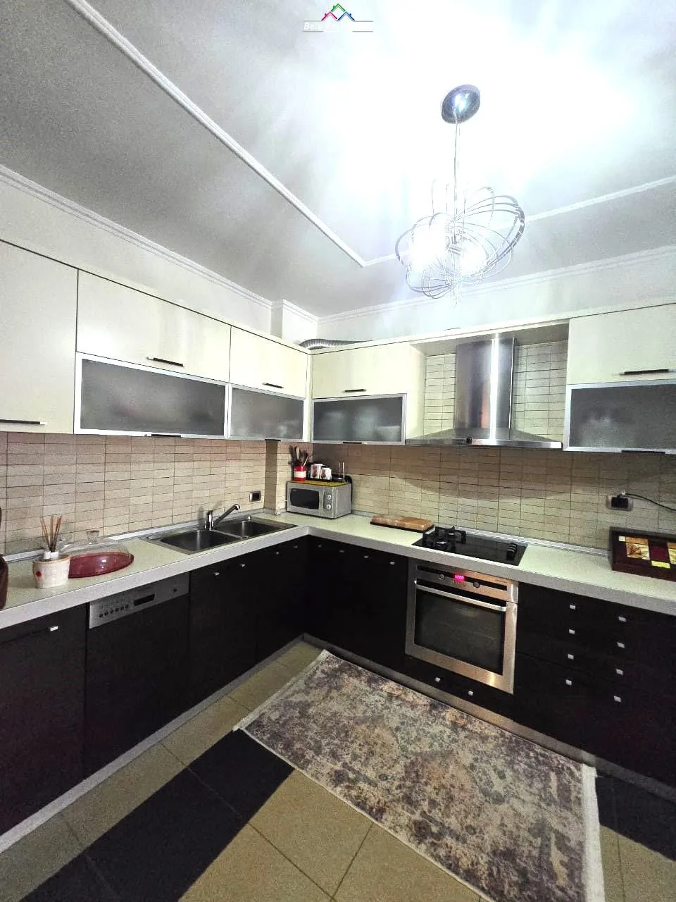 Apartament Me Qera 1+1 Tek Ish Ekspozita (ID B2101264) Tirane