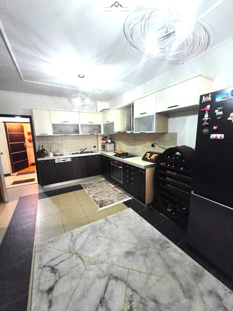 Apartament Me Qera 1+1 Tek Ish Ekspozita (ID B2101264) Tirane