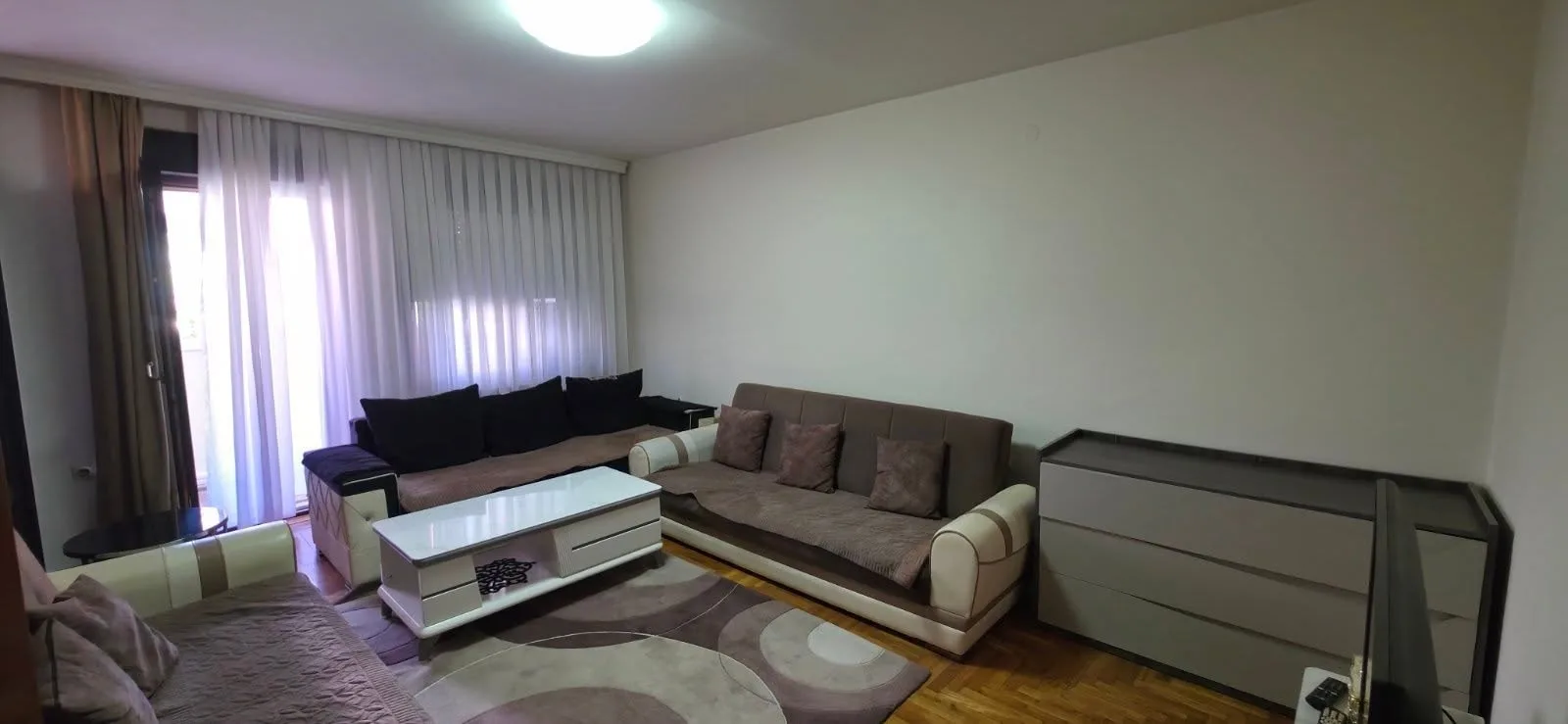 Banesë në shitje në Bregun e Diellit