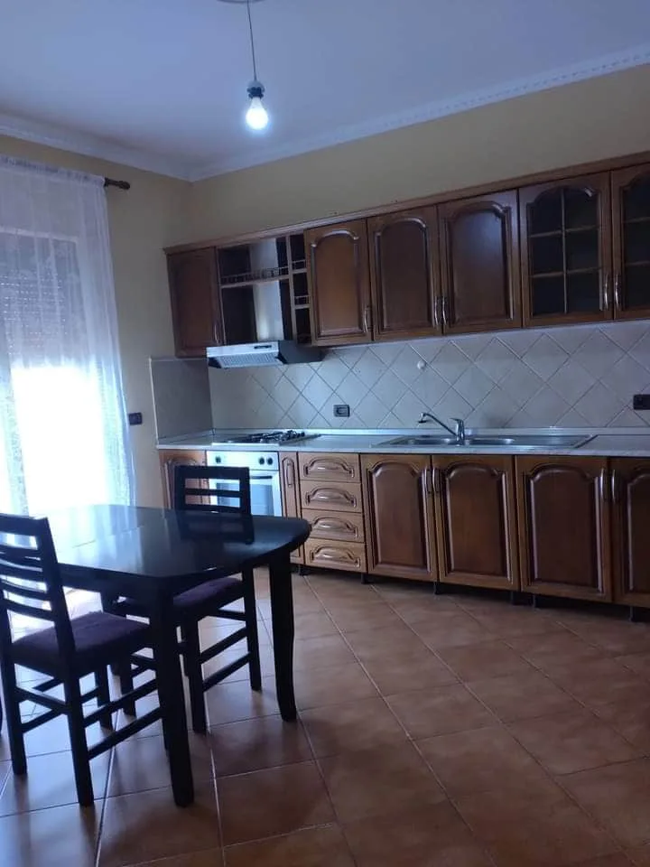 Apartament Me Qera 2+1 Tek Rrethi Shkozes (ID B220401) Tirane