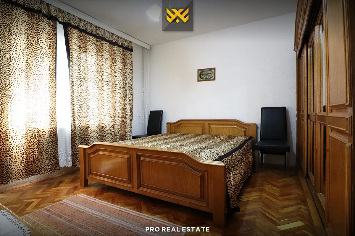 Shtëpi 370m² me #QIRA në Lagjen e Spitalit.