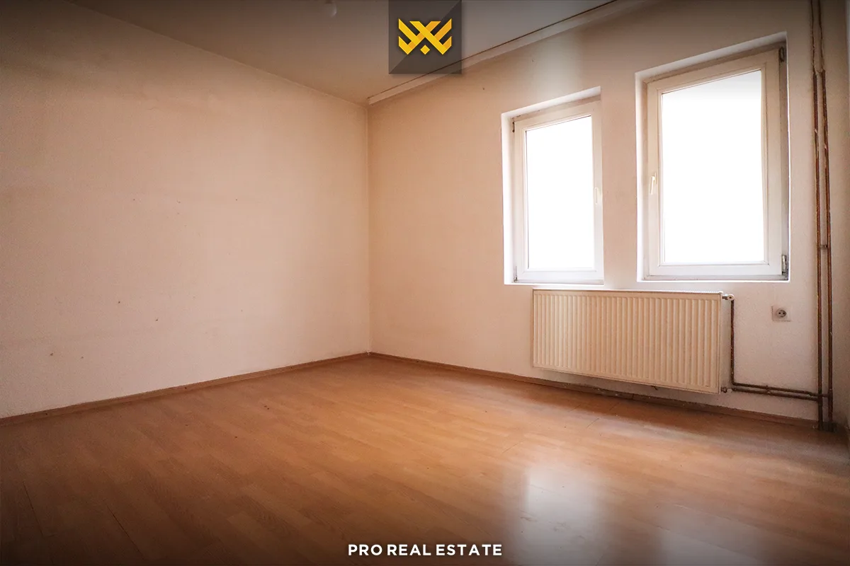 Shtëpi 370m² me #QIRA në Lagjen e Spitalit.