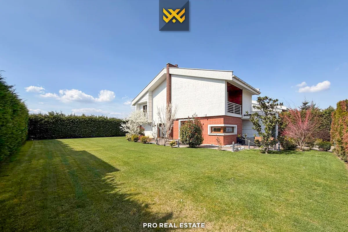Shtëpi 310m² për #SHITJE në Marigona Residence