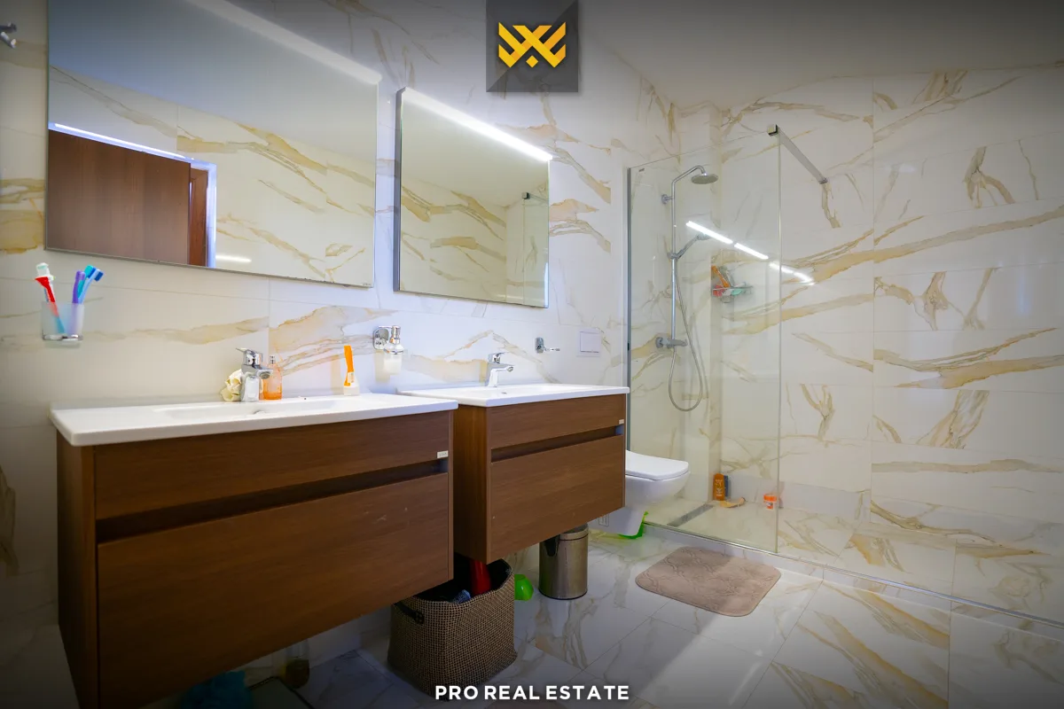 Shtëpi 310m² për #SHITJE në Marigona Residence