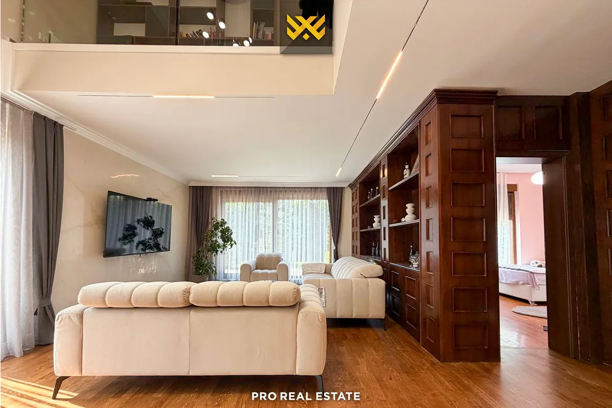 Shtëpi 310m² për #SHITJE në Marigona Residence