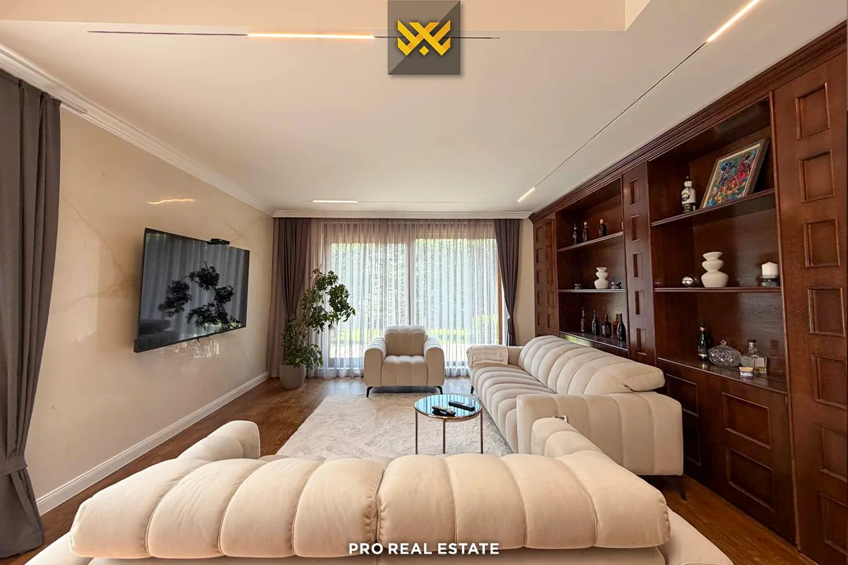 Shtëpi 310m² për #SHITJE në Marigona Residence