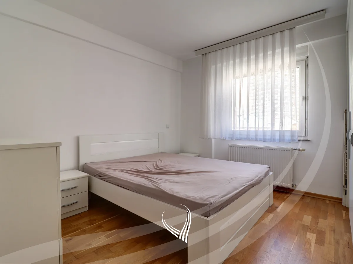 Banesë me 1 dhomë gjumi me qira në lagjen Bregu i Diellit