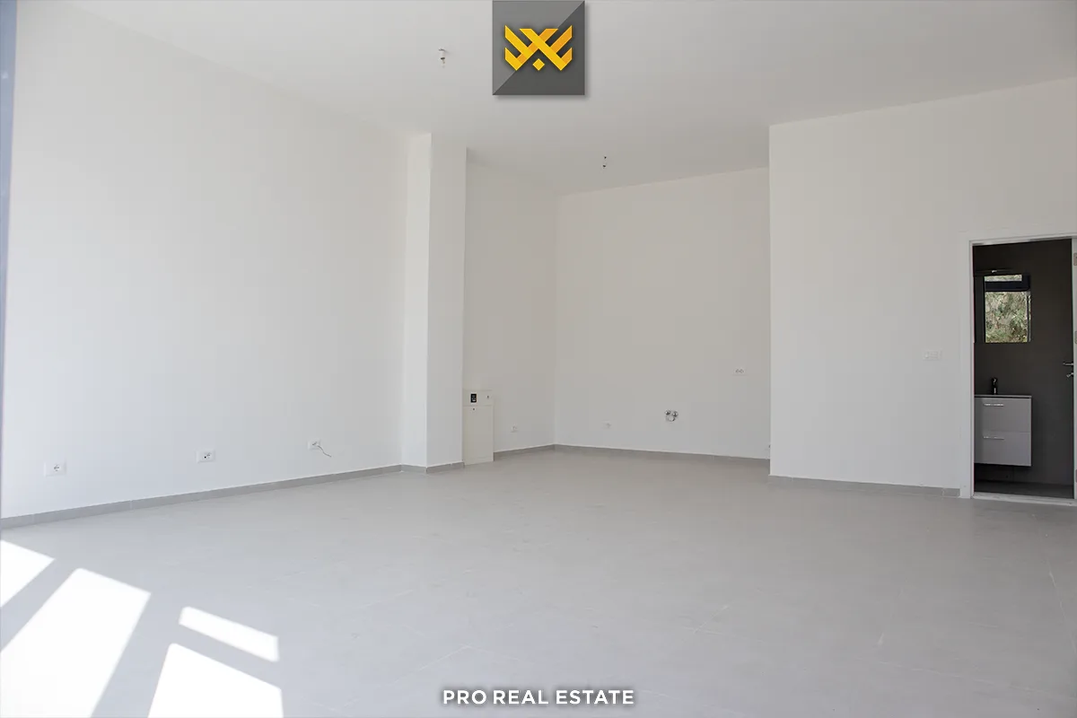 Lokal 46m² me #QIRA te Prishtina e Re.
