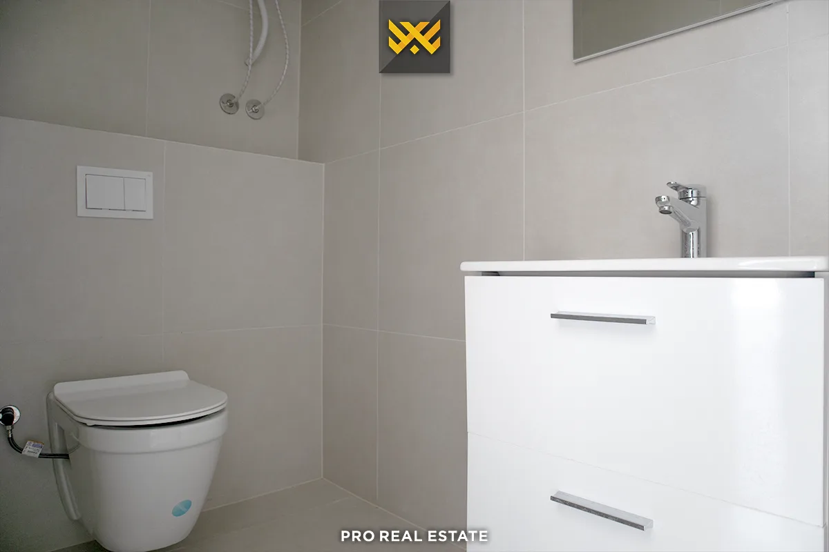 Lokal 46m² me #QIRA te Prishtina e Re.