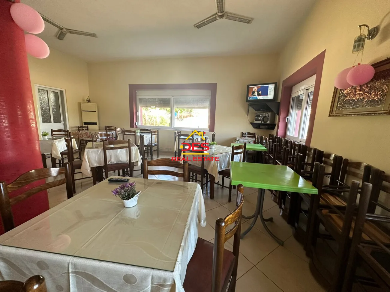 Shitet ambient biznesi + shtepi private ne bajkaj , sarande