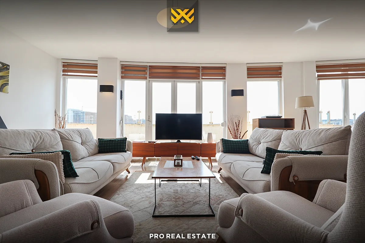Penthouse 175m² + 52m² për #SHITJE në Dragodan