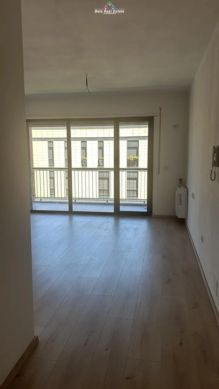 Zyre me Qera Tek Kompleksi Panorama (ID BZ2349) Tirane.