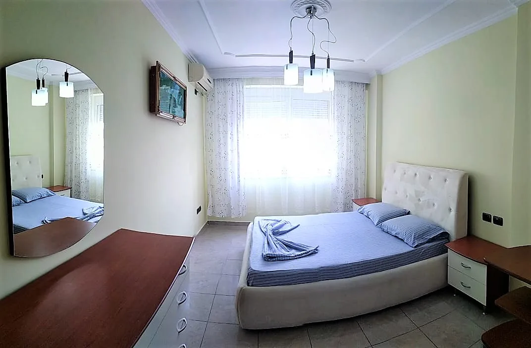Jepet me qira apartament 2+1rr. sami frashëri, ish-blloku, tiranë