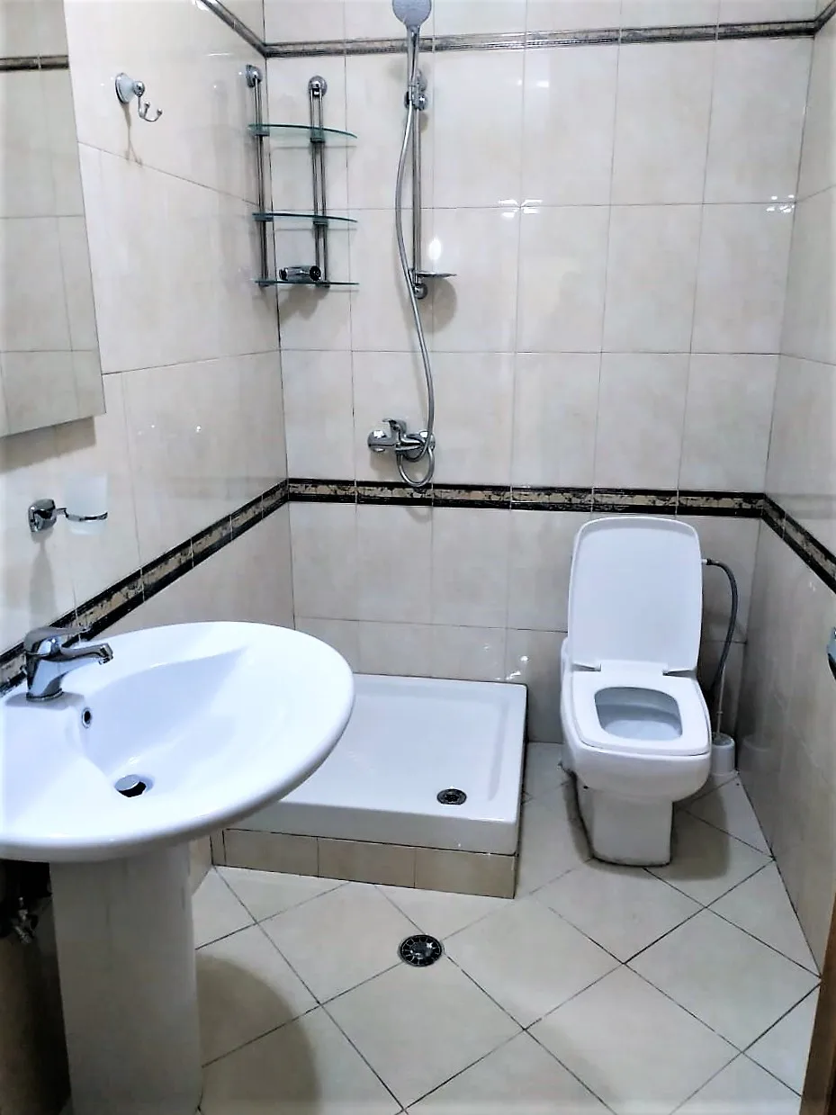 Jepet me qira apartament 2+1rr. sami frashëri, ish-blloku, tiranë