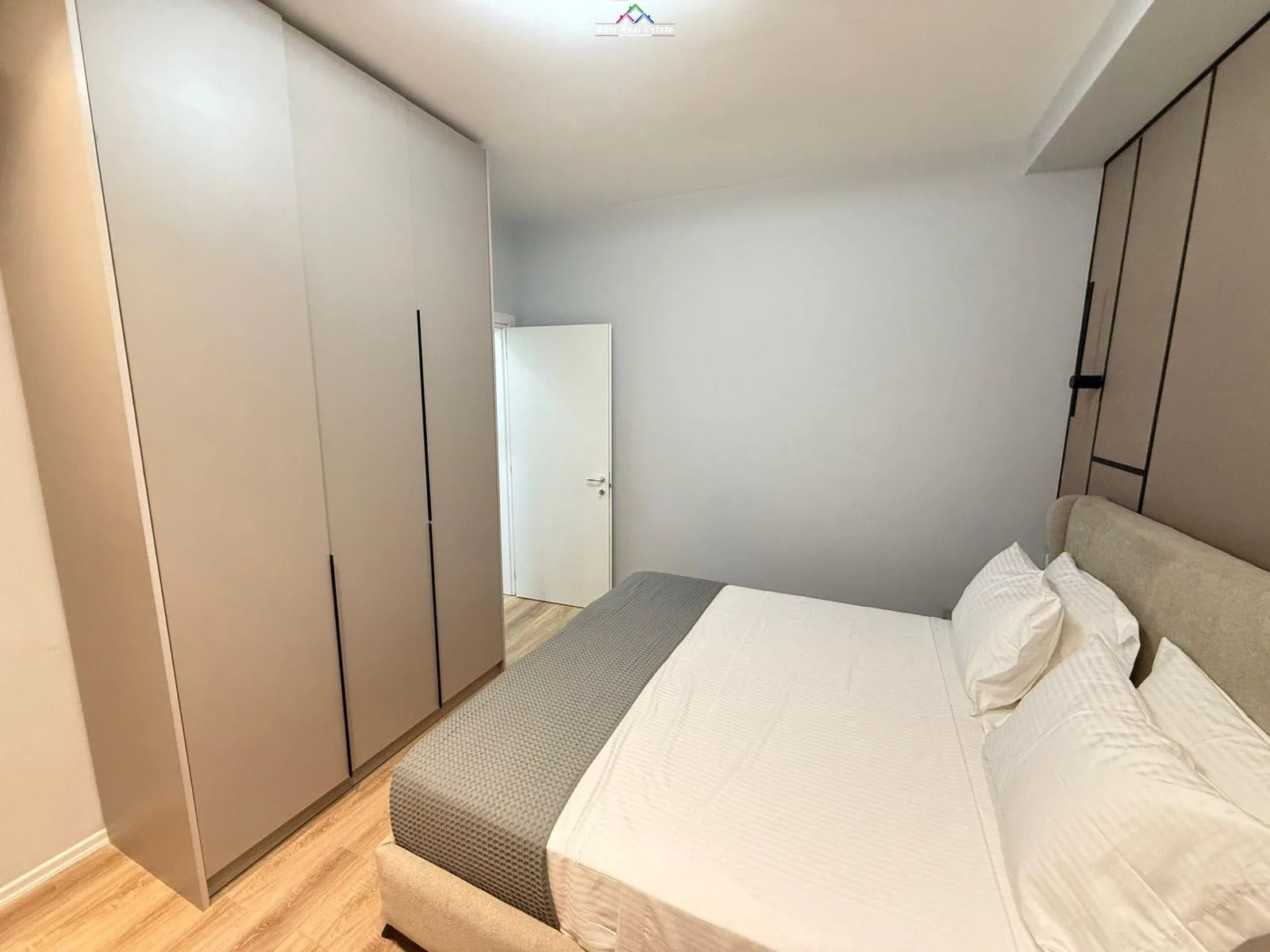 Apartament Me Qera 1+1 Tek Garden Building (ID B2101407) Tirane