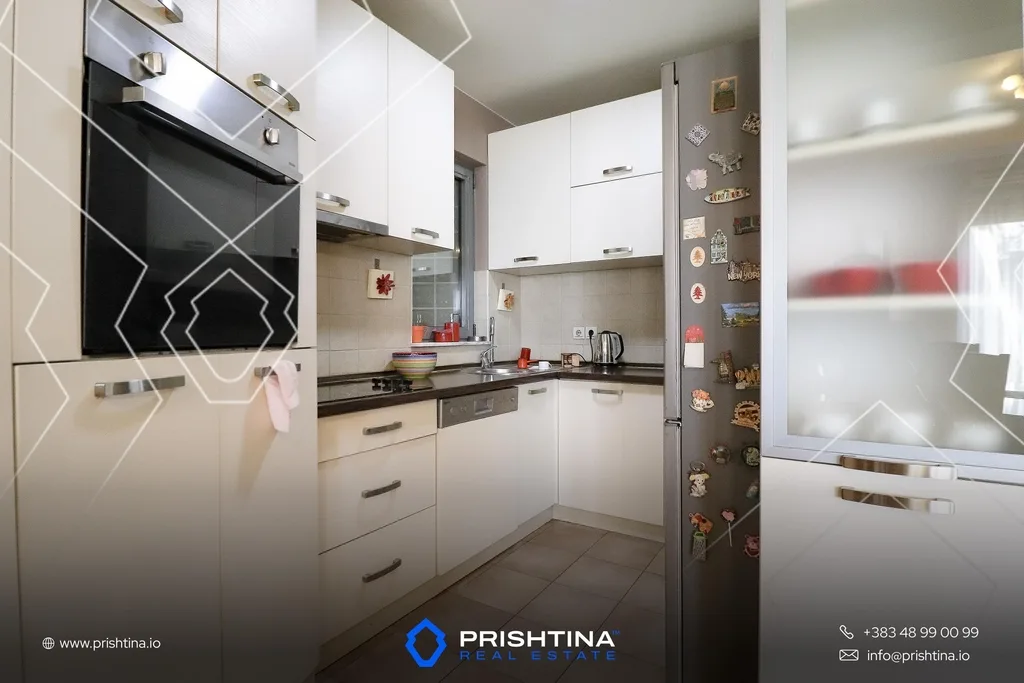 Banesë ne #shitje 86m² te 4 Llullat