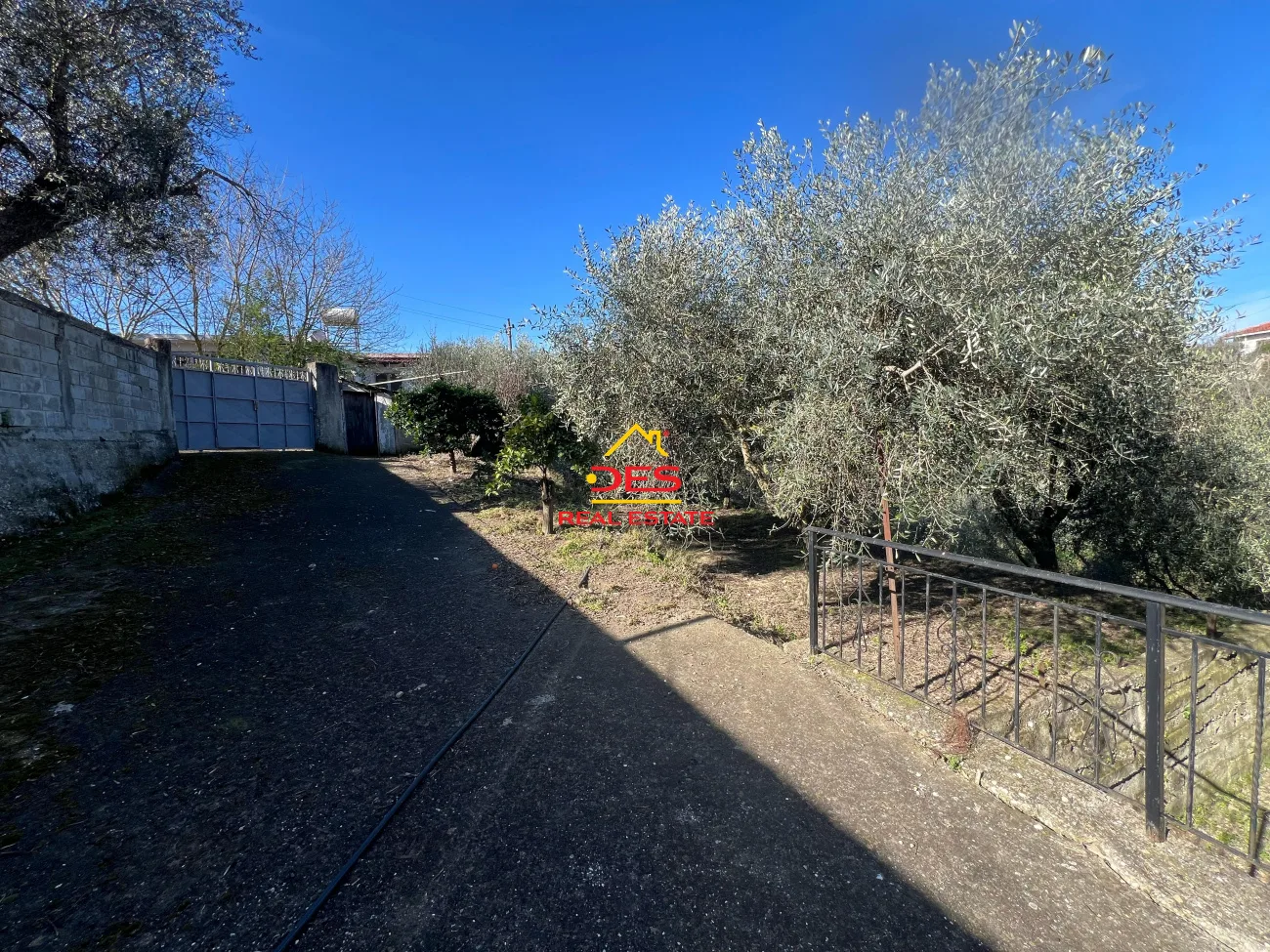 Shitet shtëpi private 2 katëshe në armen, vlorë