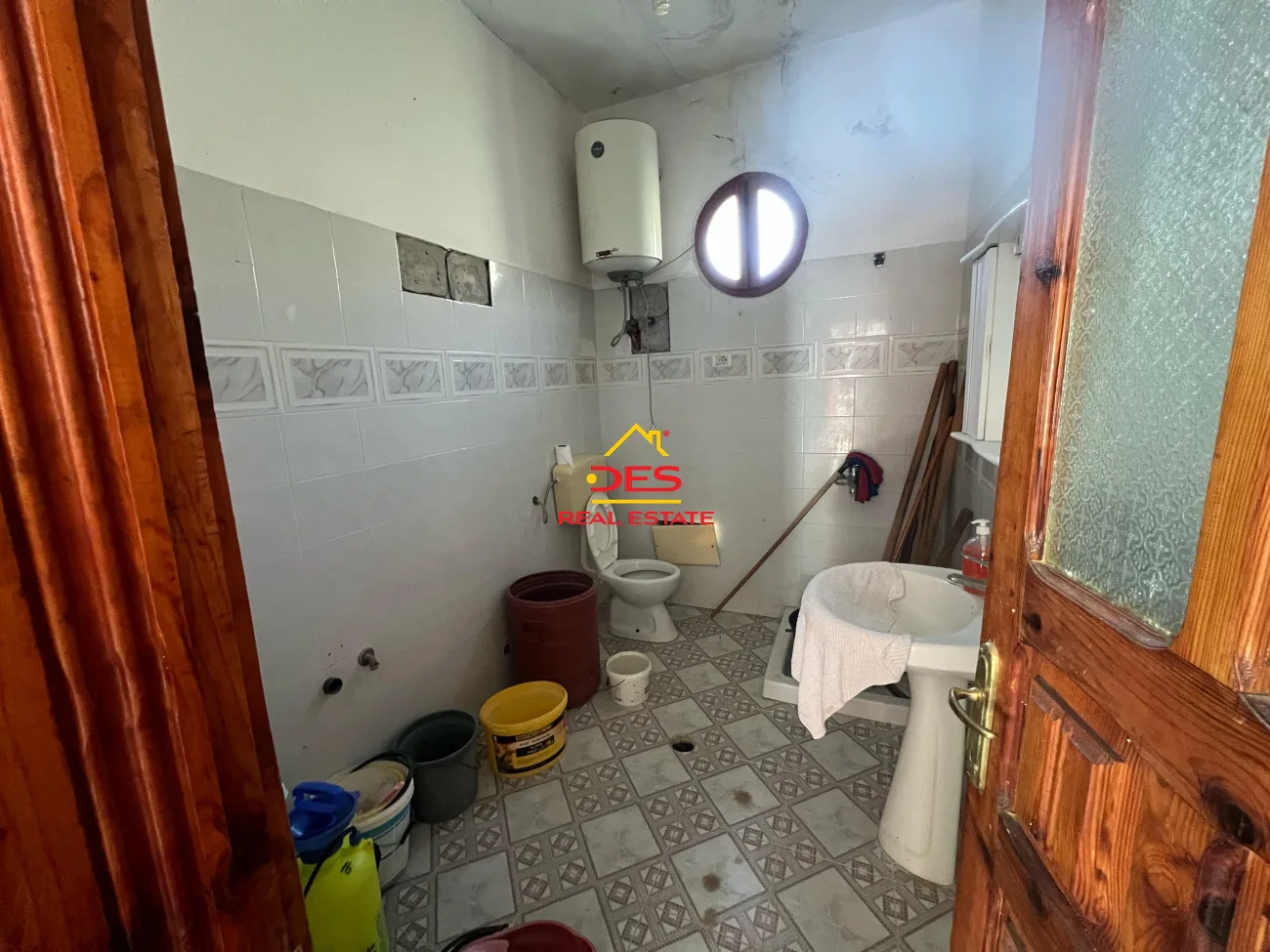 Shitet shtëpi private 2 katëshe në armen, vlorë