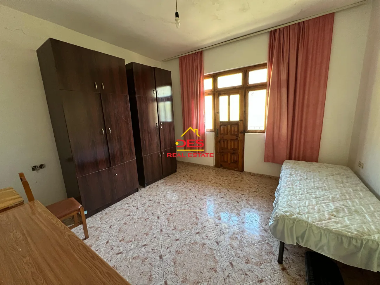Shitet shtëpi private 2 katëshe në armen, vlorë