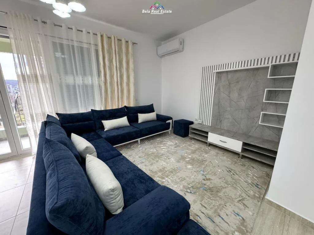 Apartament Me Qera 2+1 Tek Fusha e Aviacionit (ID B2201778) Tirane