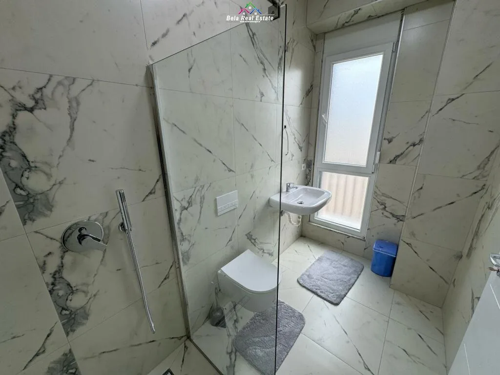 Apartament Me Qera 2+1 Tek Fusha e Aviacionit (ID B2201778) Tirane