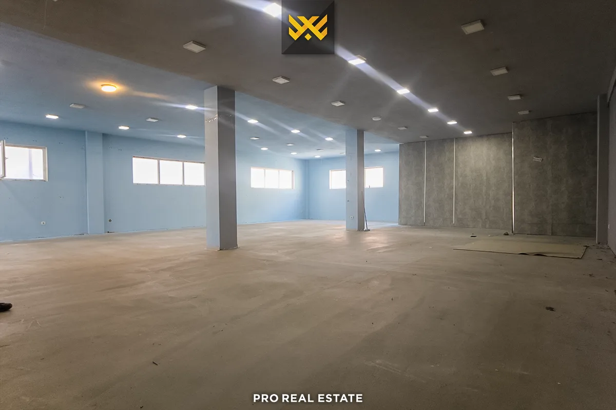 Lokal 500m² me #QIRA në Fushë Kosovë