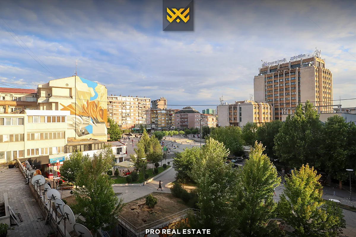 Banesë 90m² për #SHITJE në Qendër.