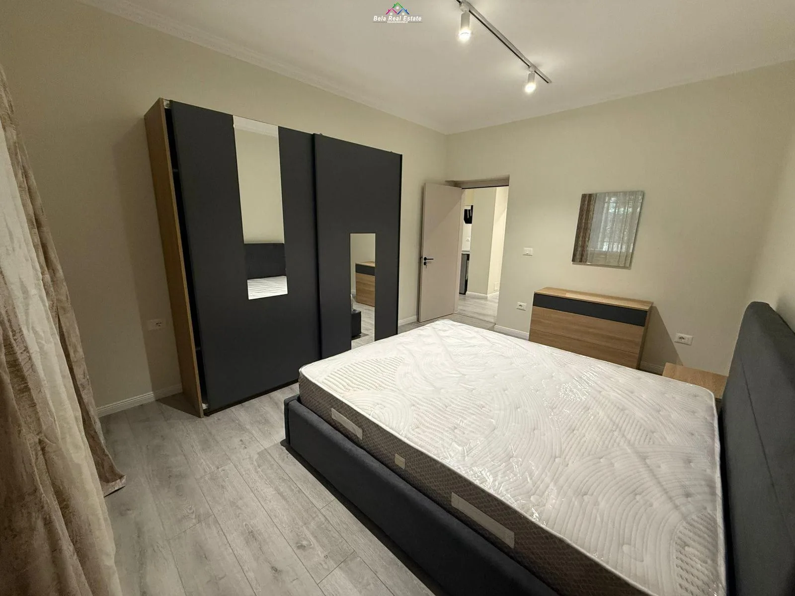 Apartament Me Qera 2+1 Ne Bllok (ID B221416) Tirane