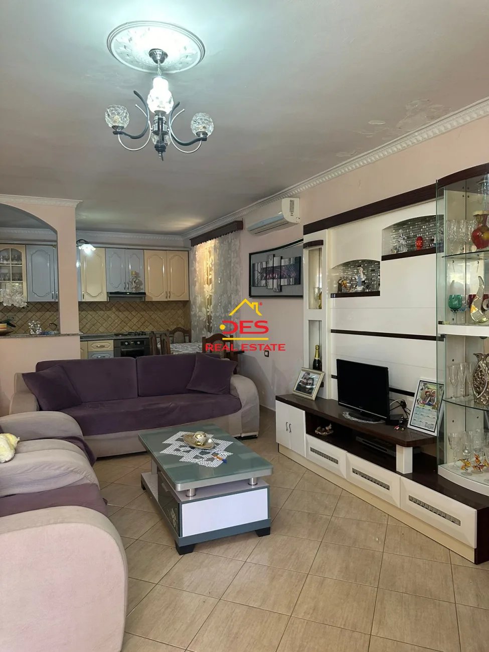 Shitet shtëpi private në novoselë,vlorë.