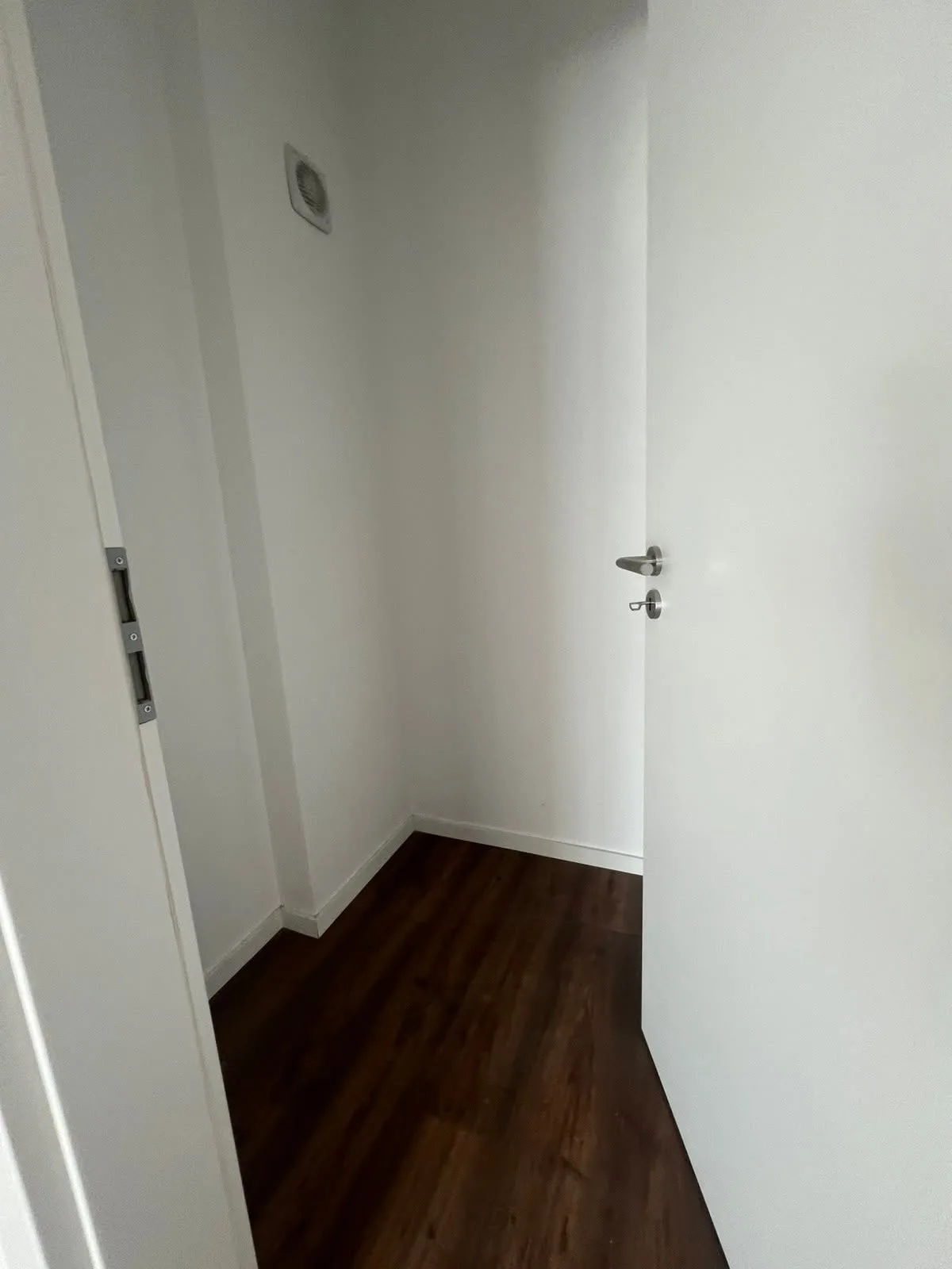 Banesë në shitje në Lagjen Mati 1