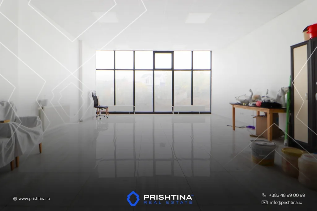 Lokal me qira 51m² te Rruga B