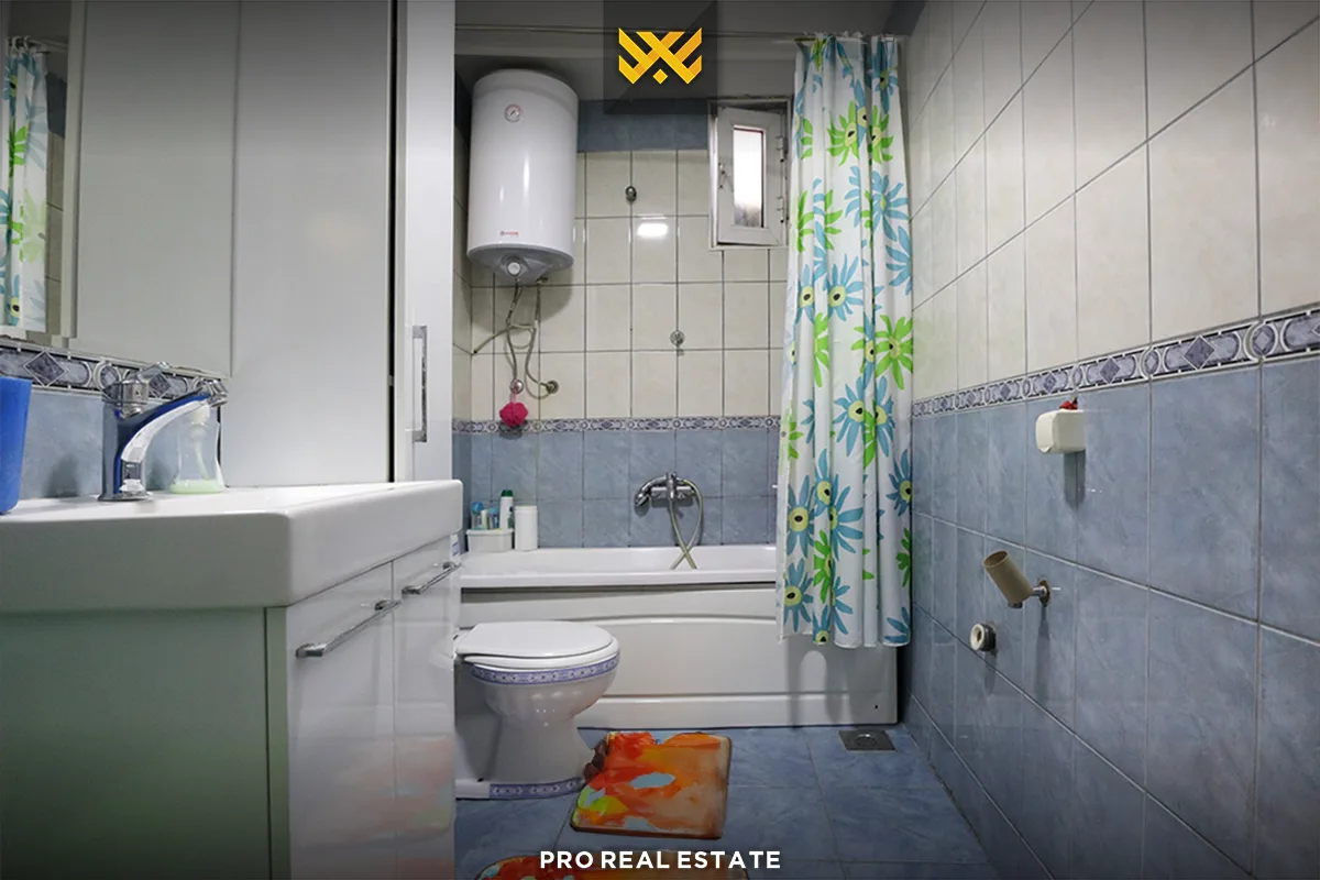 Shtëpi 150m² në #SHITJE në Lagjen Dodona.