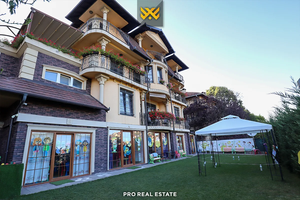 Shtëpi 640m² për #SHITJE në Velani