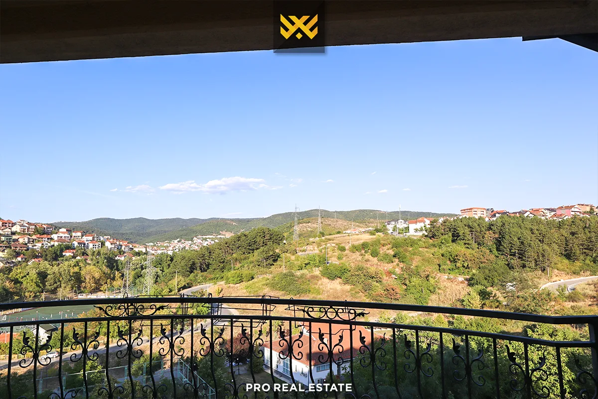 Shtëpi 640m² për #SHITJE në Velani