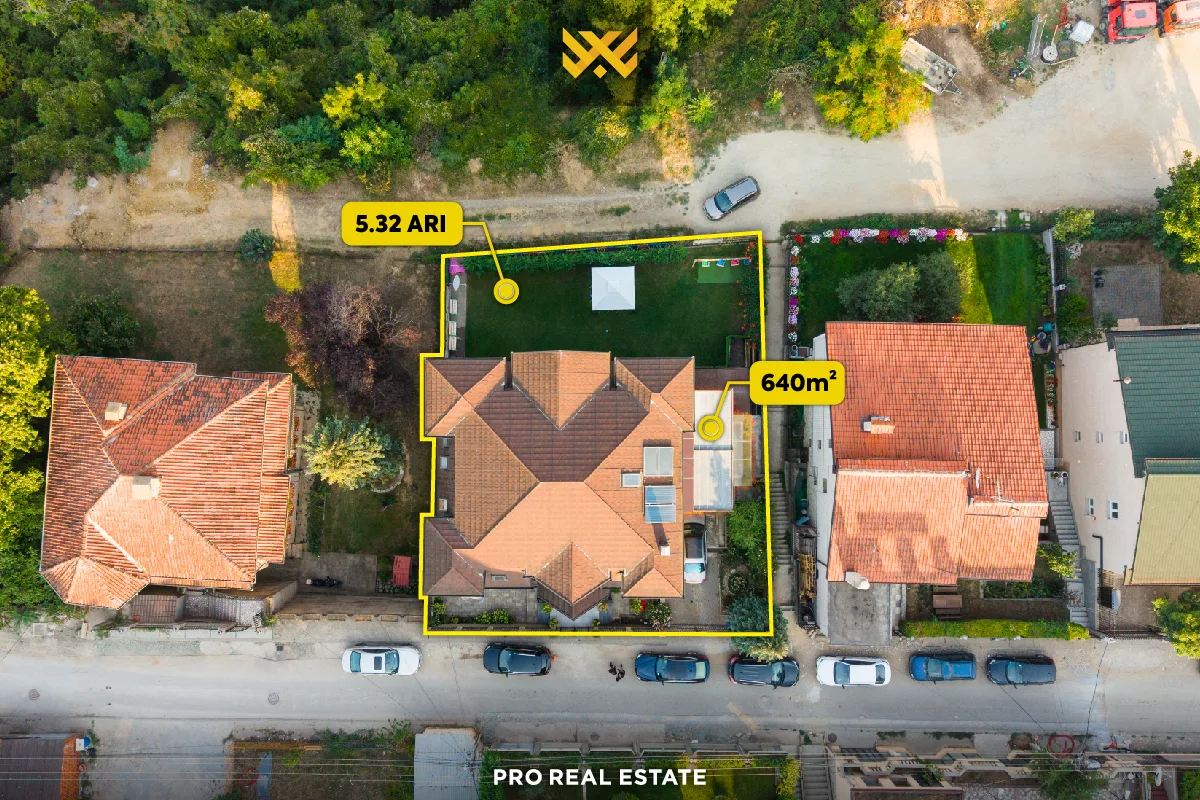 Shtëpi 640m² për #SHITJE në Velani