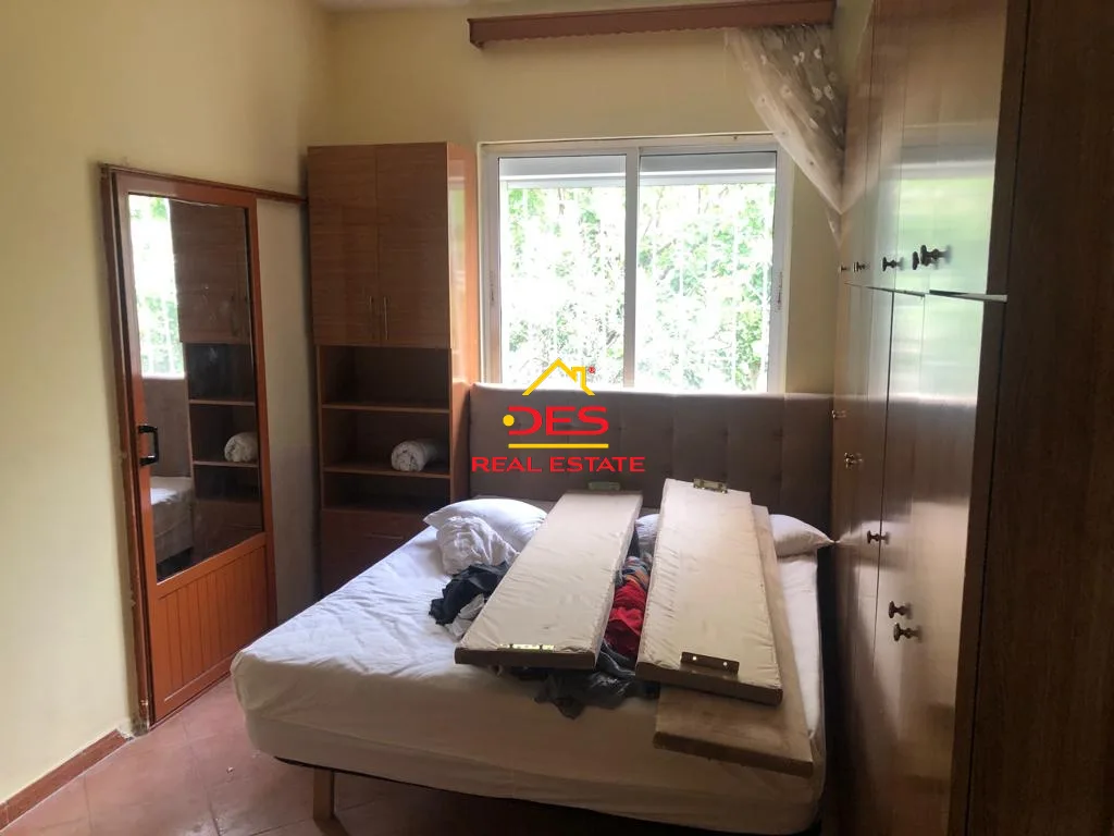 Shitet vilë 3-kate pranë elektrikut,vlorë
