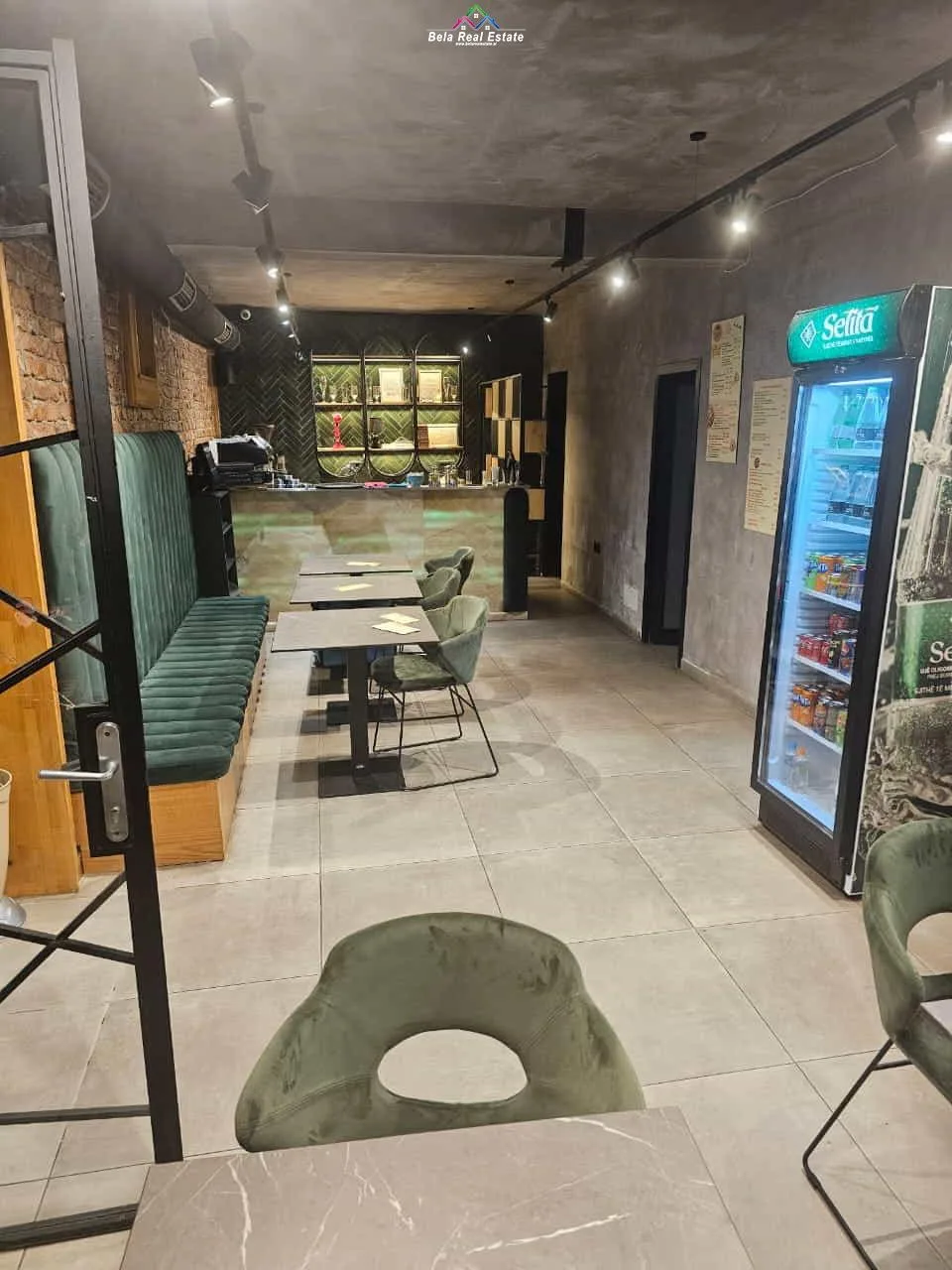 Shitet Biznesi Fast Food-Piceri Tek Zogu I Zi (ID BSHB135) Tirane