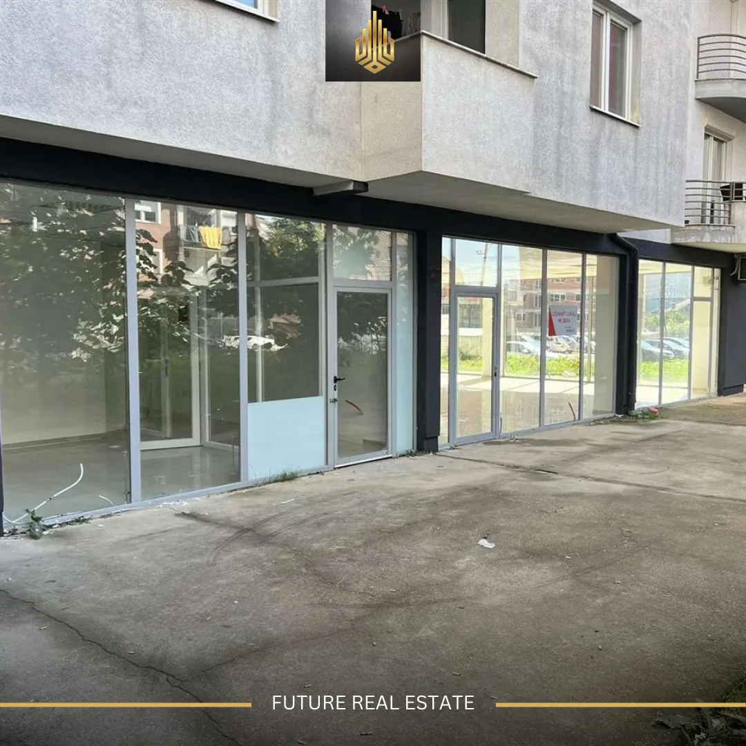 Lokal me QERA/190m²