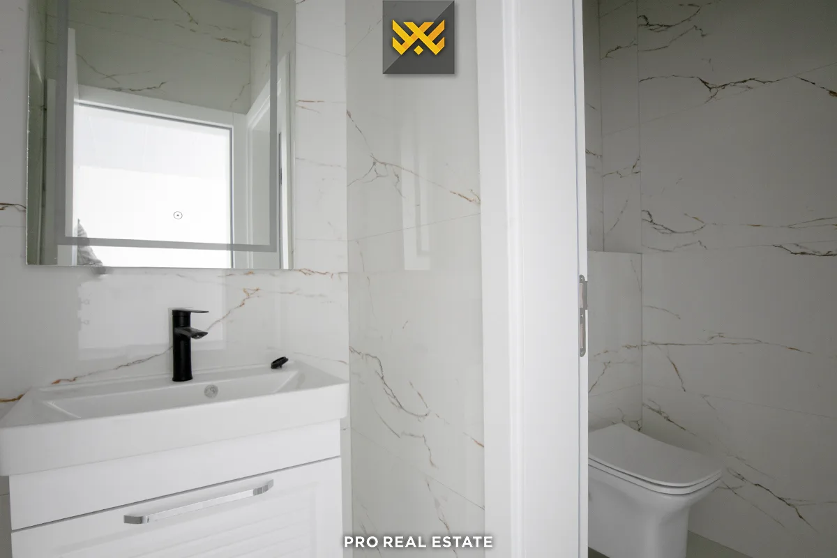 Lokal 125m² me #QIRA në Rrugën B.