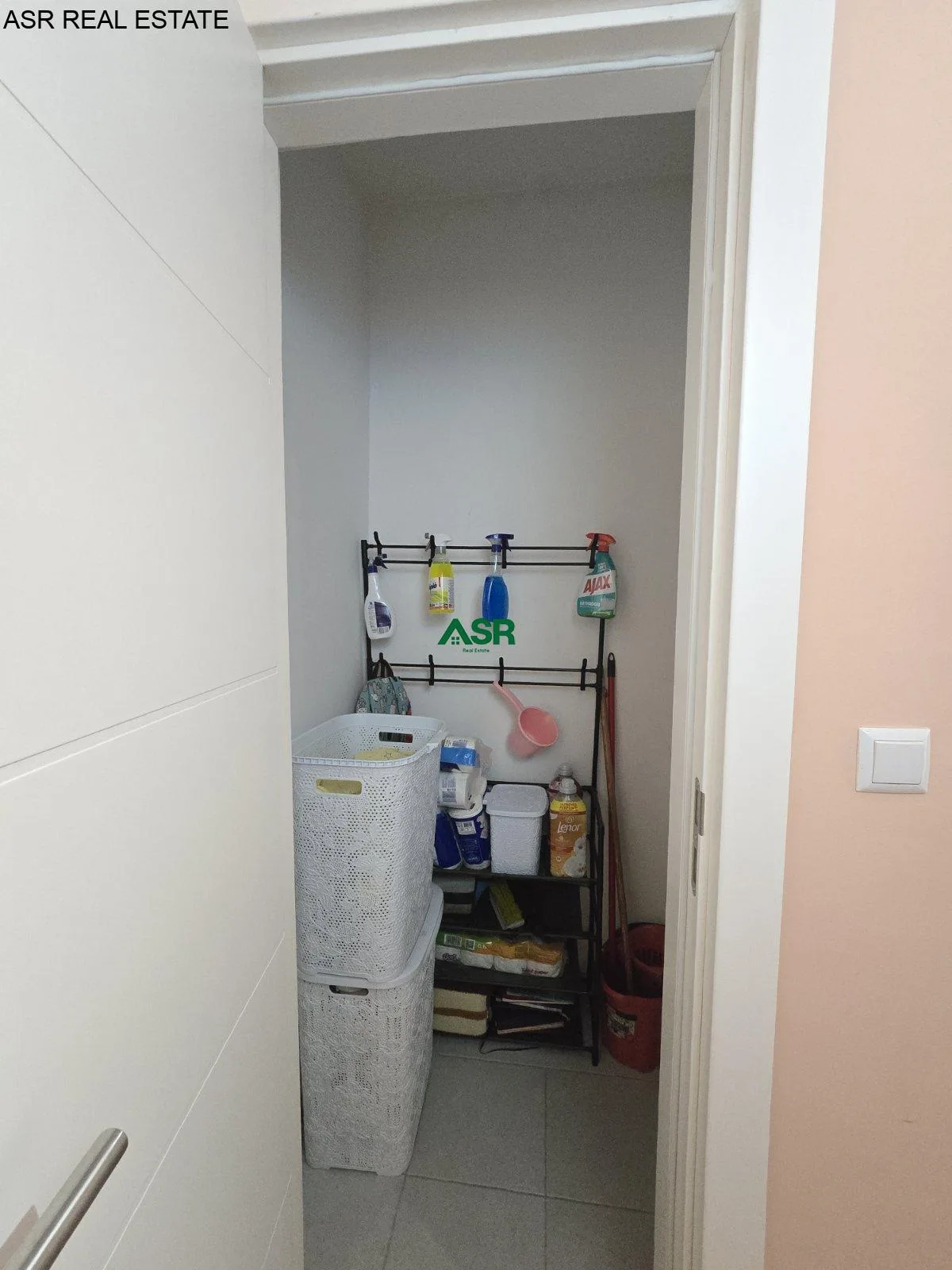 Ofrohet banesa per SHITJE në lagjen e Spitalit