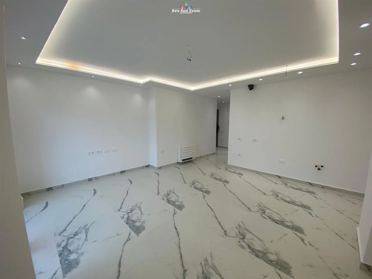 Zyre Me Qera 2+1 Tek Mine Peza (ID BZ2424) Tirane​.