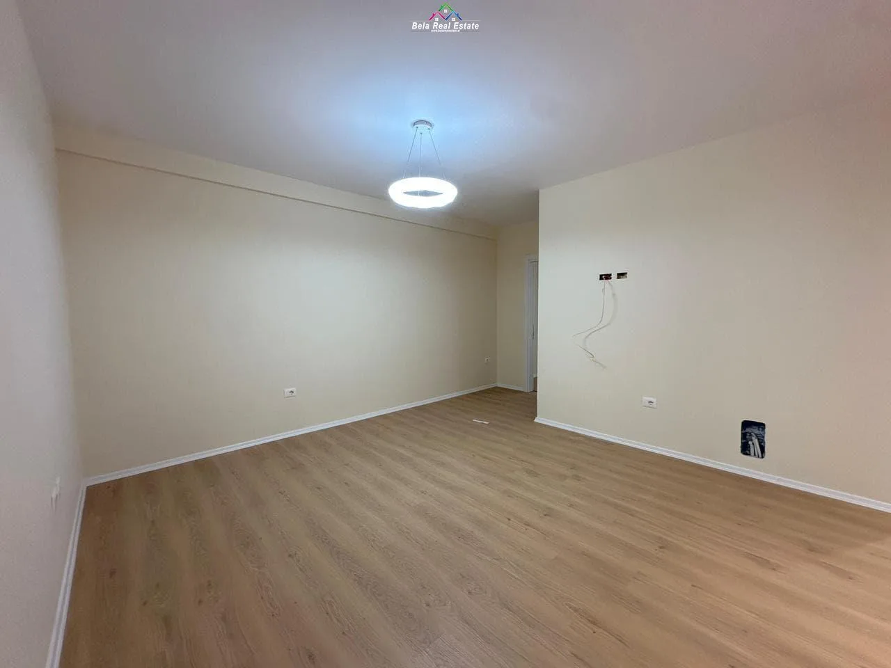 Zyre Me Qera 2+1 ne Astir (ID BZ2748) Tirane