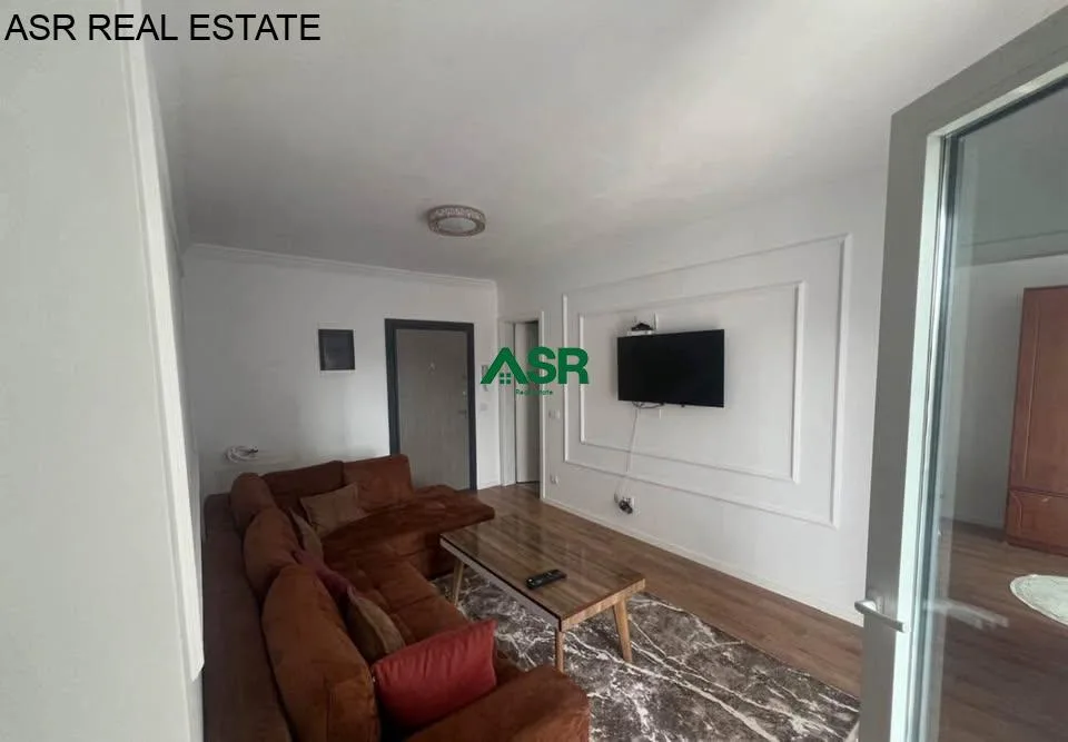 #ID:3948 Banesë 50m2 me #qira në lagjen Tophane